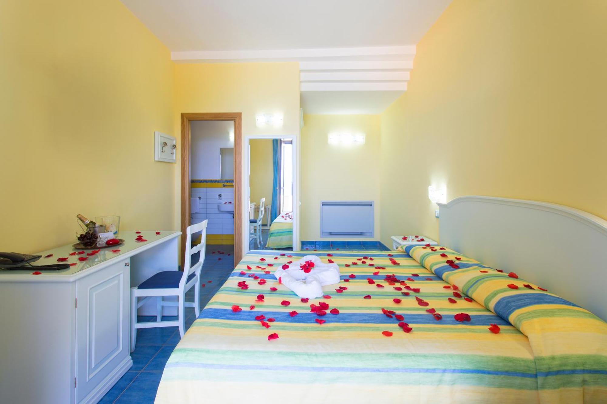 卡瓦戴利索拉酒店 Forio di Ischia 外观 照片